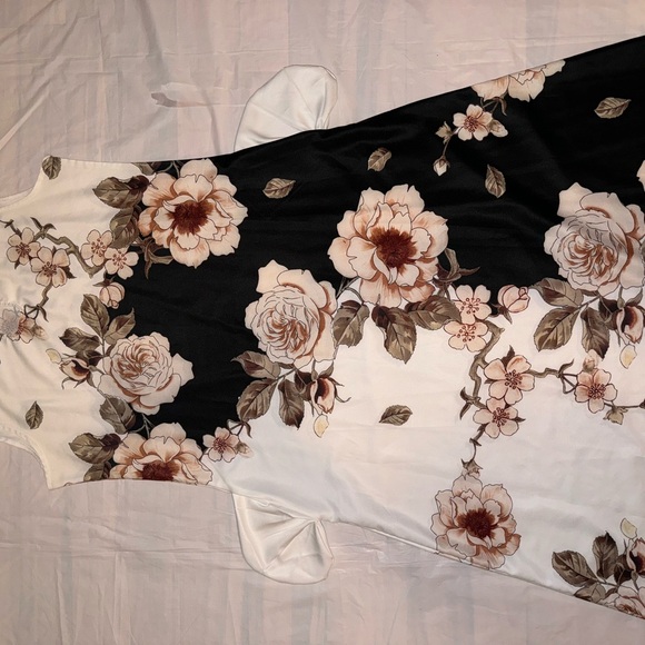 Floral Sleeveless Maxi Dress - Picture 5 of 6